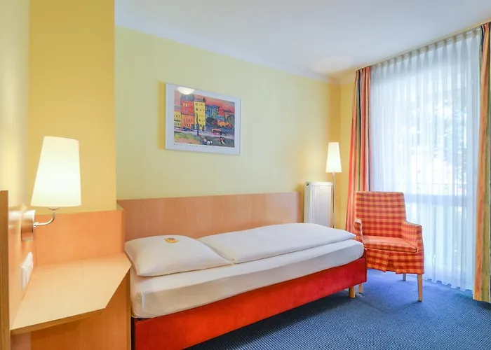 贝姆施莱酒店 3* Kirchheim bei Muenchen