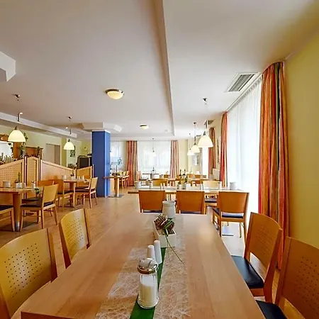 Hotel Beim Schrey 3*